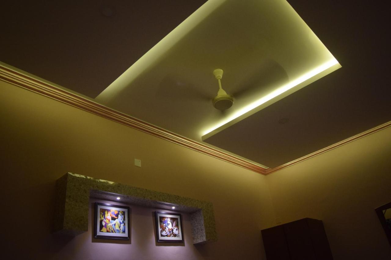 Kudla Rasa Prakash Hotel Мангалор Екстериор снимка